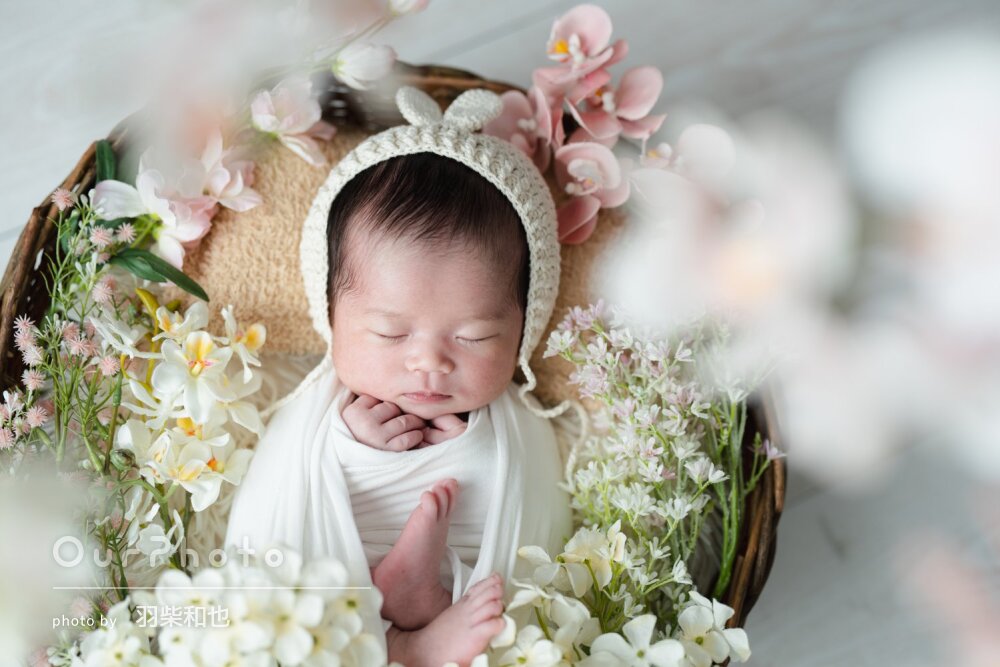「子供への一生残るプレゼント」優しい色味のニューボーンフォトの撮影
