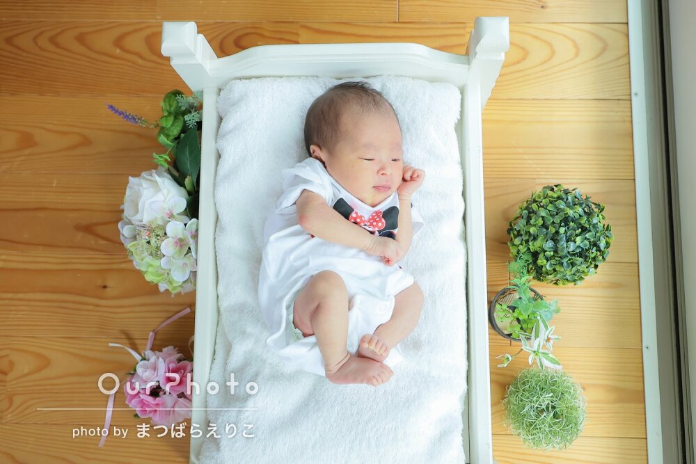 「自然な姿で」兄妹ショットも愛らしい！最高のニューボーンフォトの撮影