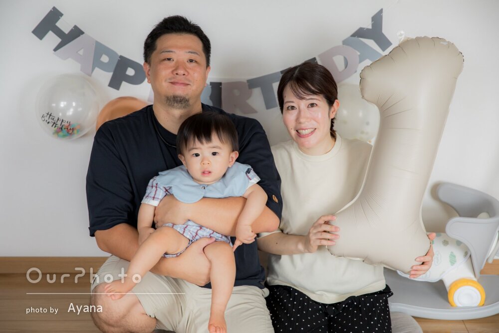 「お気に入りの写真」愛犬も一緒！自宅で自然体な1歳誕生日記念の撮影
