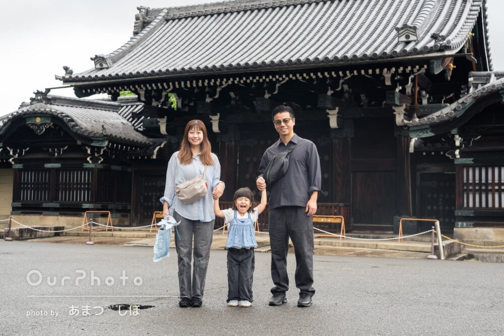 「素敵な笑顔や自然な表情を」思い出をパチリ！旅行記念の家族写真撮影