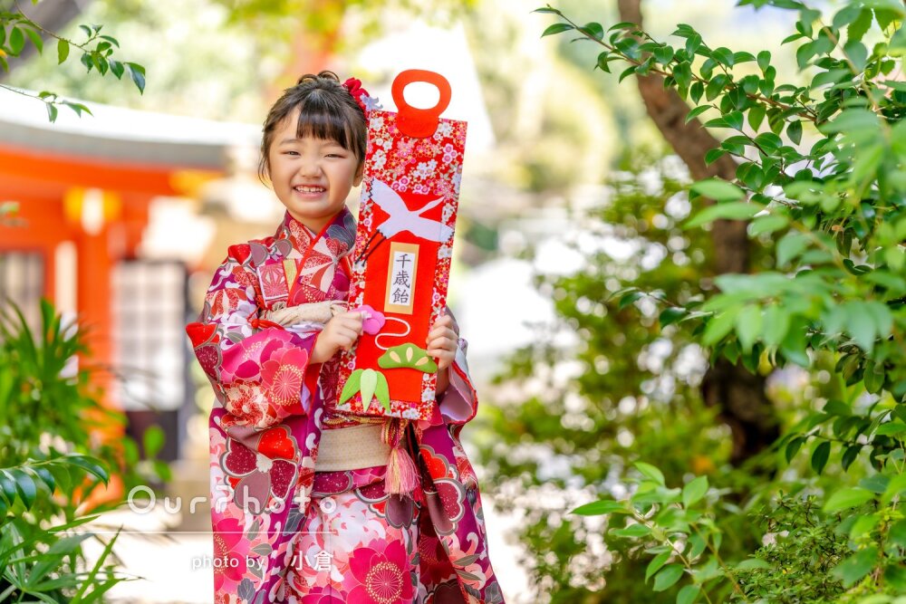 「撮影ポイントを色々」笑顔でバリエーション豊かに着物姿の七五三の撮影