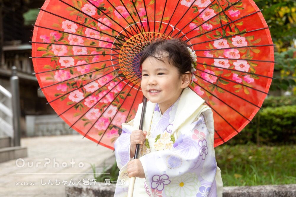 「とてもいいお写真」リピーター様！神社で3歳女の子の七五三の撮影