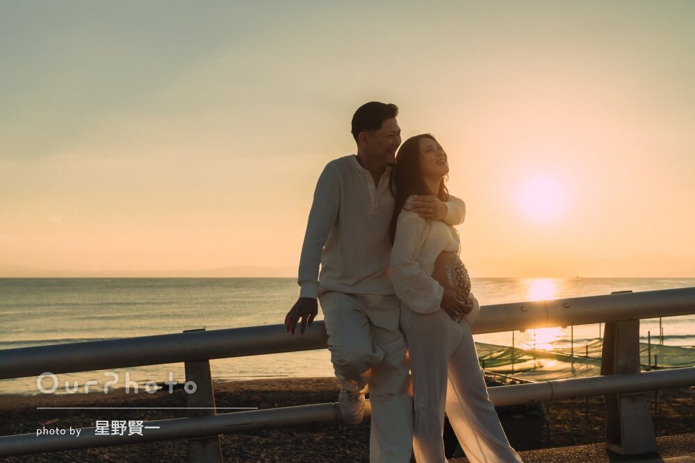 「凄く楽しかったし素敵な思い出」夕日の海辺でマタニティフォトの撮影