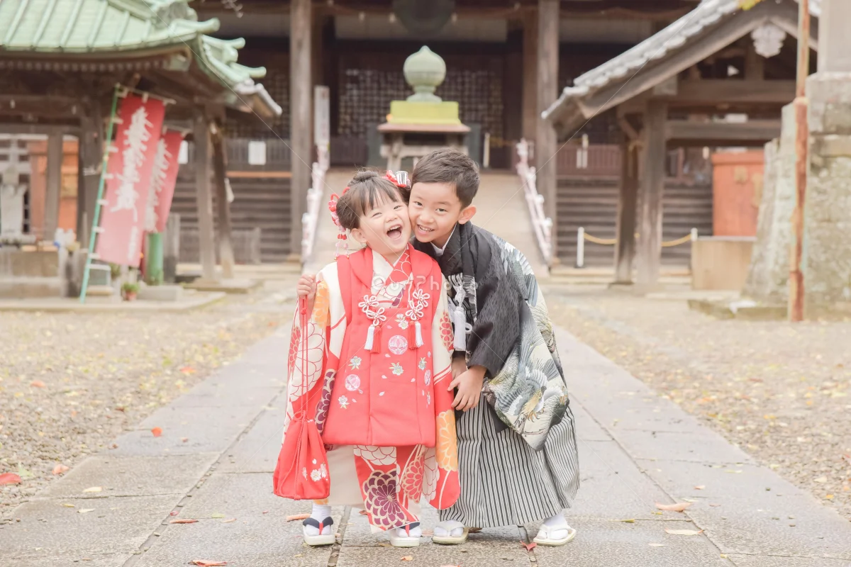 代田八幡神社(世田谷区)で七五三の出張撮影｜カメラマンの撮影例と価格