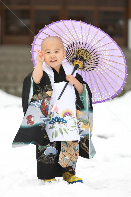 唐松神社(大仙市)で七五三の出張撮影｜カメラマンの撮影例と価格で比較