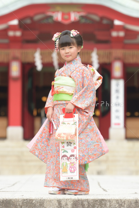 鬼子母神堂(豊島区)で七五三の出張撮影｜カメラマンの撮影例と価格で