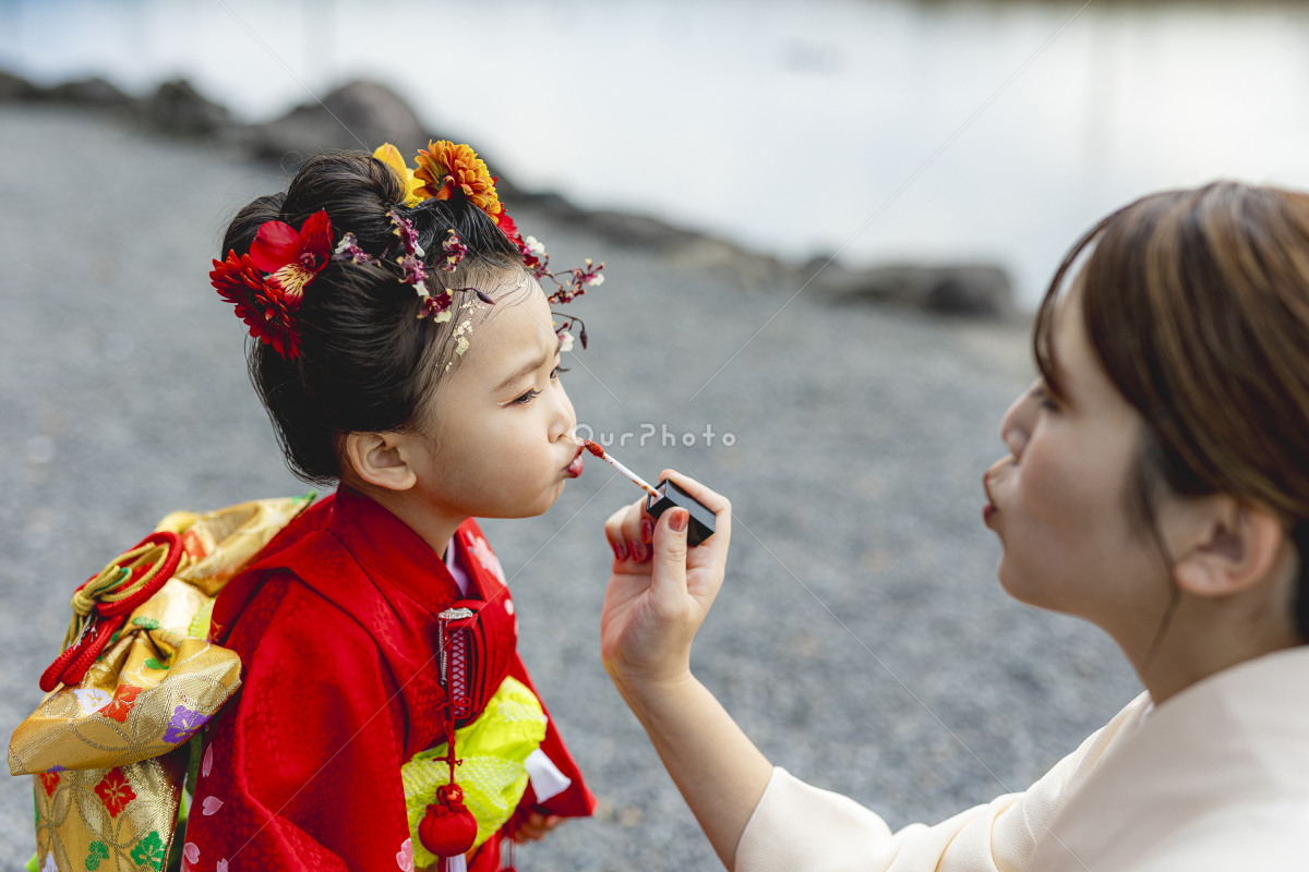 健軍神社(熊本市東区)でお宮参りの出張撮影｜カメラマンの撮影例と価格